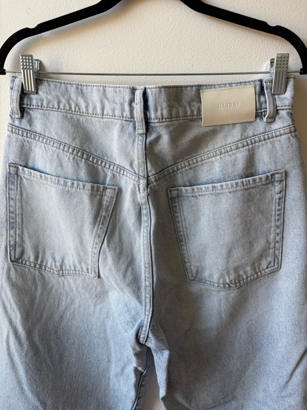 DL1961 Taylor High Rise Barrel Jeans - Picture 7 of 7